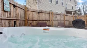 NEW!! Lovely unit w/ PRIVATE Hot Tub and patio! - Image 4