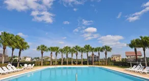 3 Bed Pool Home With Video Arcade Games home - Image 2