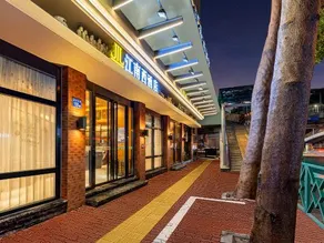 Jiangnanxi Hotel (Guangzhou Qiaopanyu Square Metro Station) - Image 5
