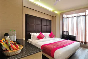 Hotel Royal Grand - Opposite Axis Bank East Patel Nagar - Image 2