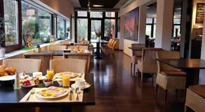 Hotel Zapa - Image 2