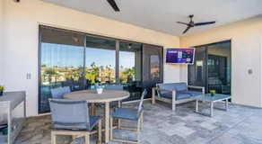 Cypress House Modern Luxury-Lake Views-Pool-RV Boat Garage - Image 5