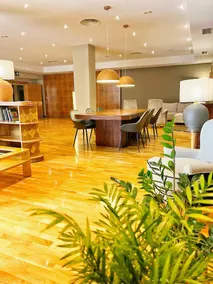 Hotel Carlton Rioja - Image 5