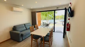 School Motorhome Park - Image 2