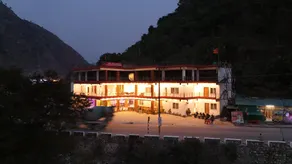 Hotel Aman Palace Rudraprayag - Image 2