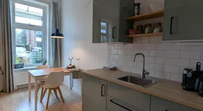 B&B TxL - Image 2