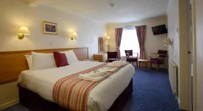 Croit Anna Hotel - Image 2