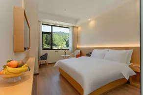 One Hotel - Image 2