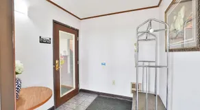 OYO Hotel Pipestone MN, Canterbury Park - Image 3
