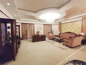 Great Wall Hotel - Image 5