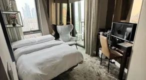 Parliament House - Luxury Penthouse - Image 2