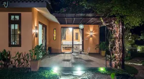 Modern Love Villa - Image 4