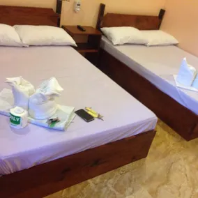 The Only Place Inn - Room B - Image 2