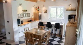 9b The Resort  - Image 4