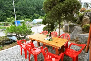 Hongcheon Flowering Hill Pension - Image 4