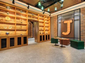 James Joyce Coffetel (Beijing Guomao) - Image 2