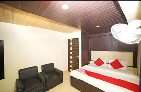 SPOT ON Sai Astha Guest House Near Gomti Riverfront Park - Image 5