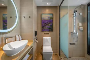 Lavande Hotels Yuxi Times Square - Image 4