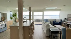 Beachfront Luxury with 4BR and Views - Image 5