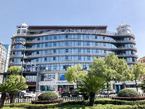 LAN HOTEL - Image 3