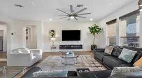 Modern Round Rock Getaway with Private Hot Tub - Image 2