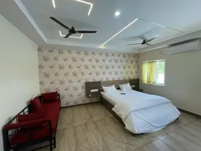 Hotel Grand LPM - Image 2