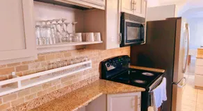 Yuan's Cozy 4BR House in Charlottetown - Image 5