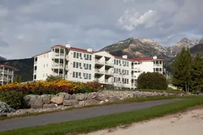 Mountain View Suites & Residency at Fairmont Hot Springs - Image 3