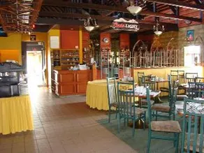 Hotel Econo Lodge - Image 3