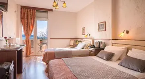 Jolly Hotel - Image 2