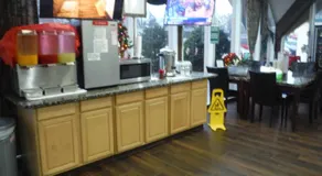 Budgetel Inn & Suites Hotel - Image 4