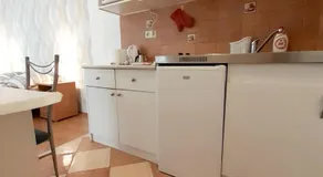 Petra Apartmanház - Image 3
