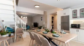 Villa Venetia with Jacuzzi - Image 3