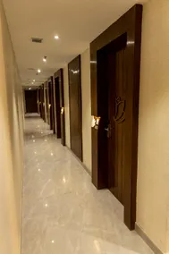Hotel Golden Lotus - Image 2