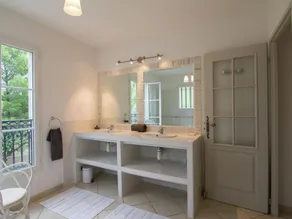 Smashing Villa in Campagnan with Swimming Pool - Image 4