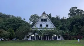LiLLA Hilltop Retreat - Janda Baik - Image 5