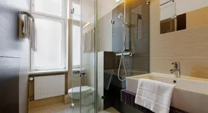 Ballhaus Berlin Hostel - Image 2