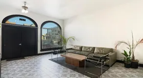 Cozy Downtown LA Studio Apartment - Image 5
