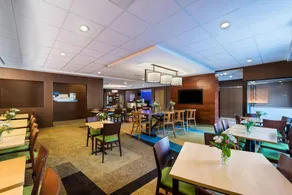 Fairfield by Marriott Inn & Suites Uncasville Mohegan Sun Area - Image 3