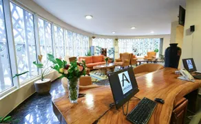 Arcadia Suites Hotel - Image 5