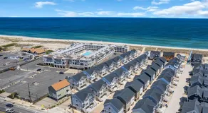 Private Beach Home in Mantoloking - Image 2