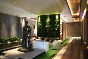 Jinghai Hotel & Resort - Image 4