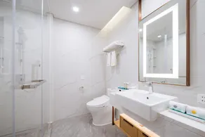Cypress Garden Hotel - Image 2