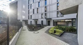 Cosy Apartment with Balcony by Noclegi Renters - Image 4