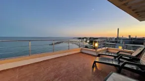 Elizabeth Beach Apartments - Image 2