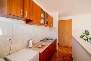 Bianca Apartments - Image 4