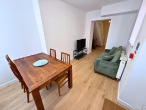 6 Bedroom House for up to 10 People - Image 3