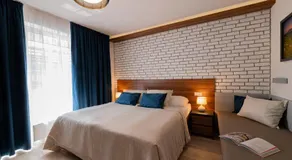 Hotel Aqualand Inn - Image 2