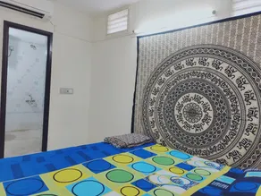 Lovely flat with ac bedroom and attached bathroom - Image 3
