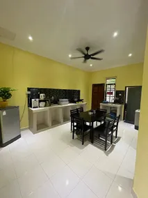 PUTEH VILLA 4 Bedroom - Image 3